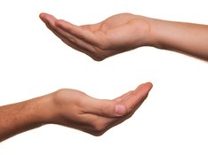 offering-427297_1920.jpg