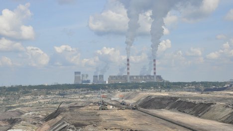 Das Foto zur Pressemitteilung der Linken in NRW zum Kohleausstieg zeigt ein Kohlekraftwerk