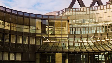 architecture-974210_1920.jpg