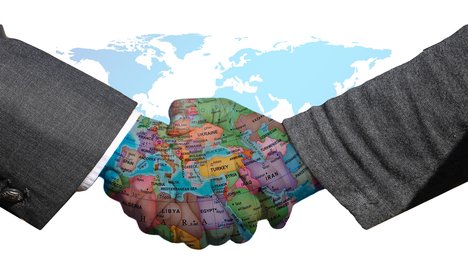 handshake-3200298_1920.jpg