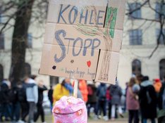 fridayskohlestop.jpg