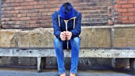 homeless-1213053_1920.jpg